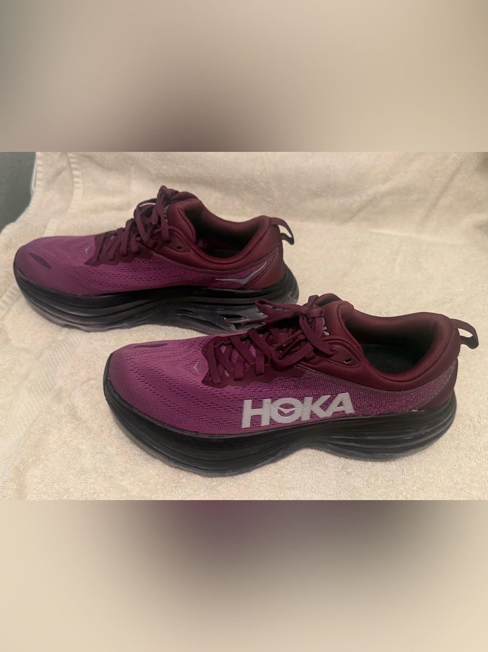 HOKA Bondi 8 Women’s size 10 Shoes Grape Wine / Beautyberry colorway - Picture 4 of 12